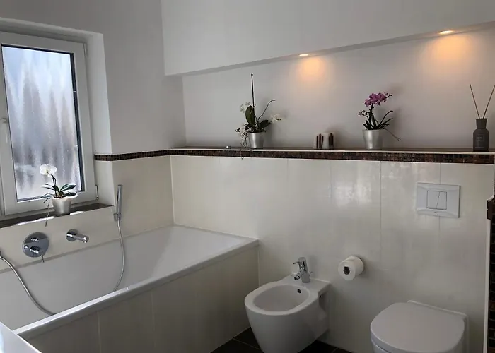 Exclusive Airport Апартаменты *