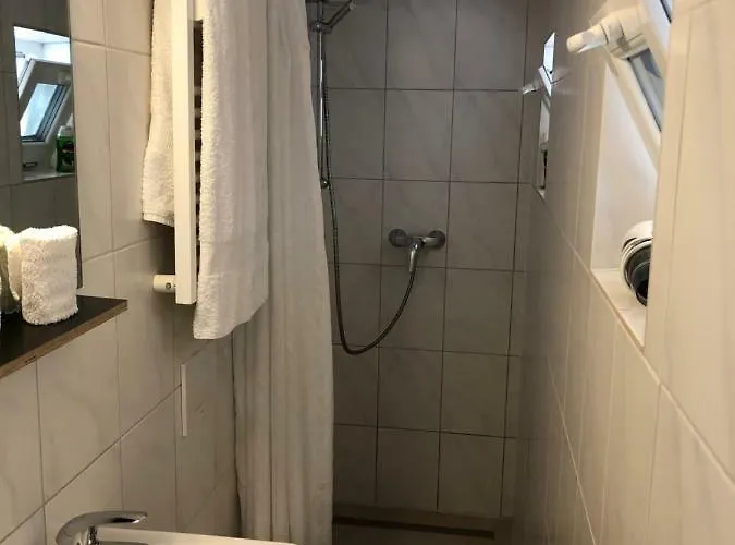 Exclusive Airport Апартаменты *